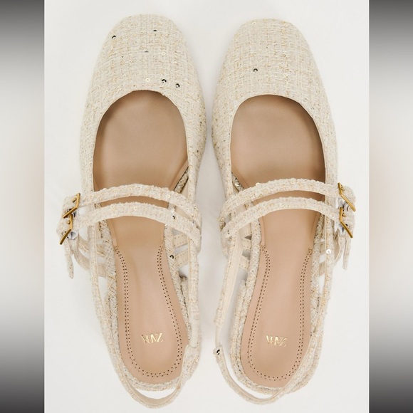 Fabric Mules - Picture 1 of 8